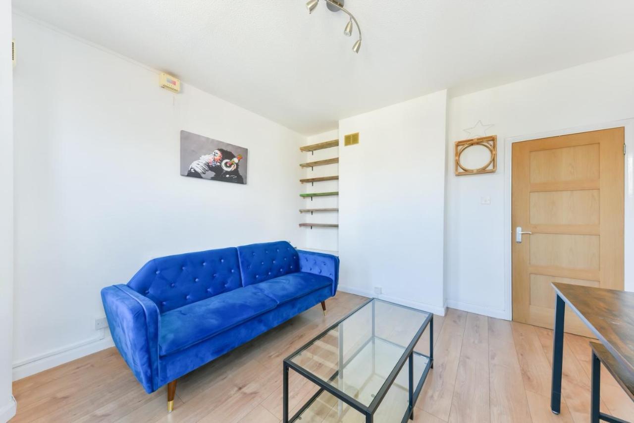 Cozy 1-Bed Apartment In Brixton London Exterior foto